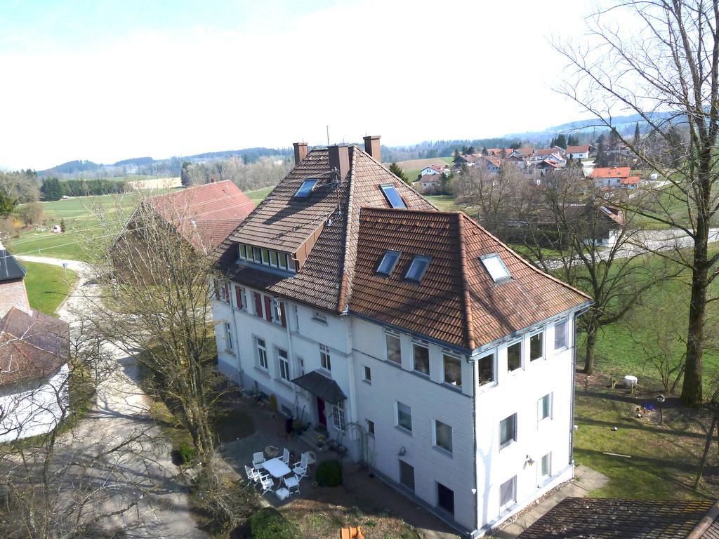 Altes Schulhaus Apartment Argenbuhl Exterior photo